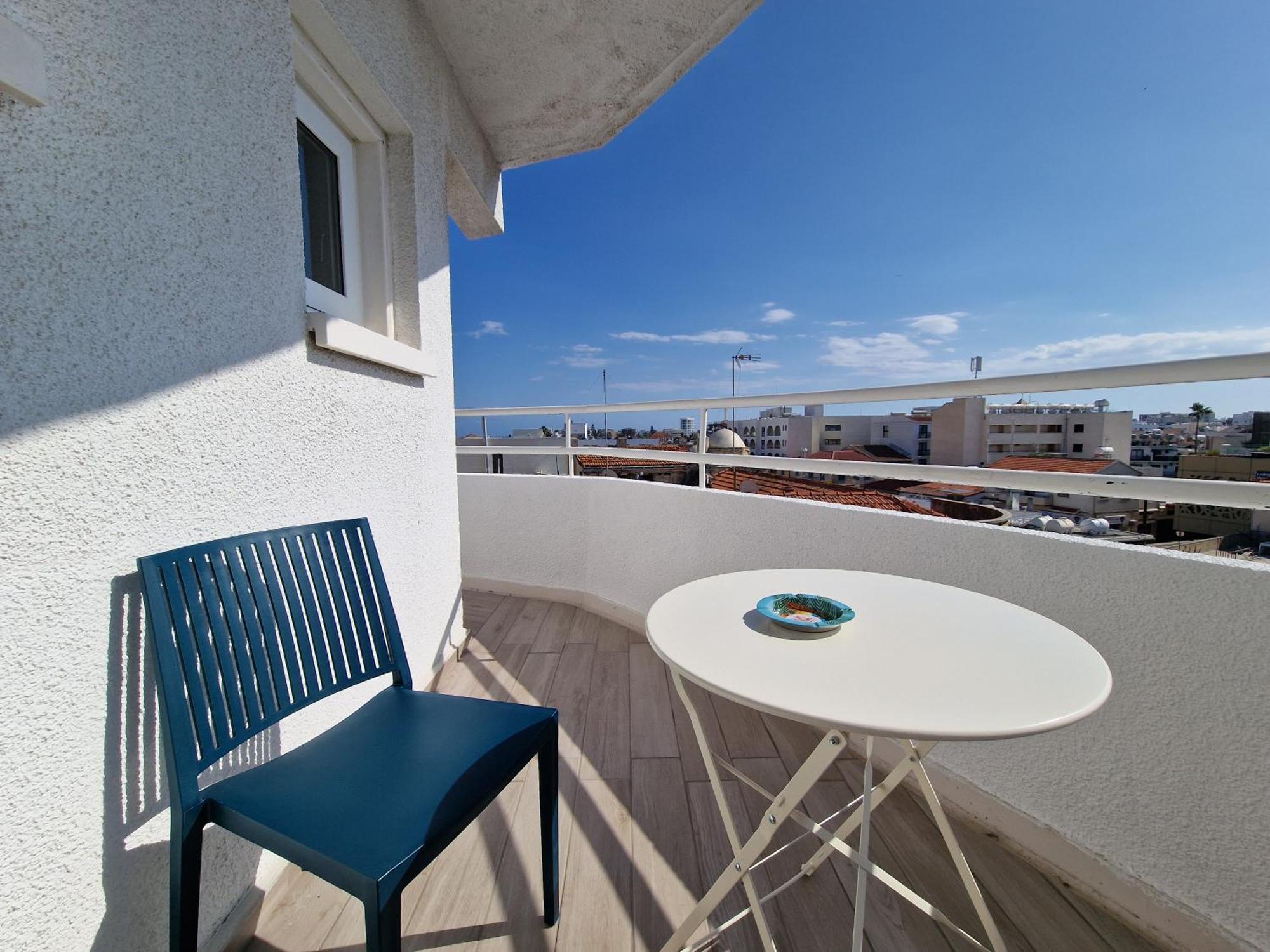 Kitieos Central Apts 100M From Finikoudes Beach Larnaca Esterno foto