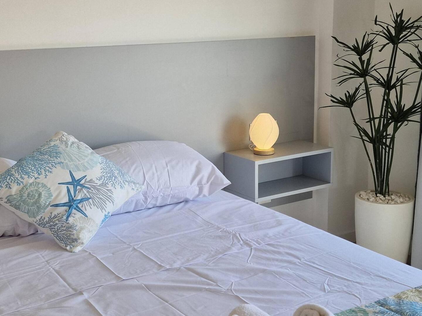 Kitieos Central Apts 100M From Finikoudes Beach Larnaca Esterno foto